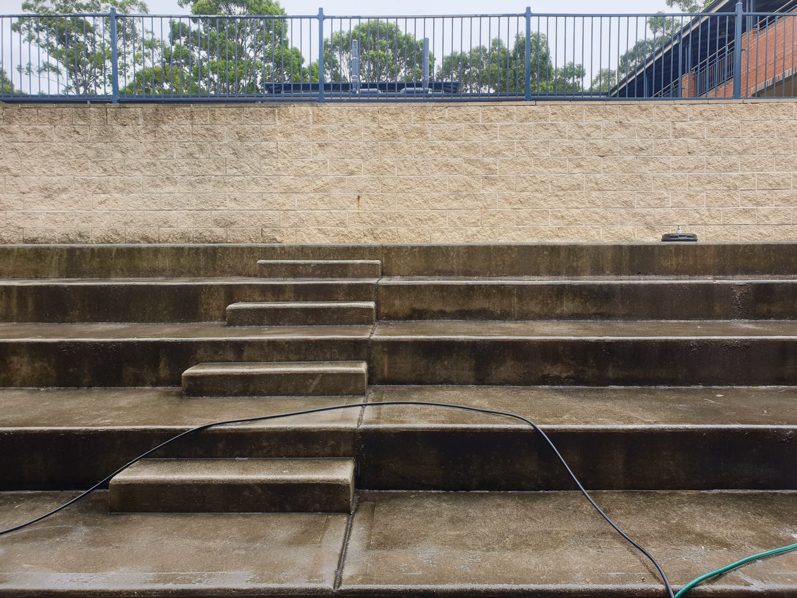 Stairs Pressure Cleaning and Washing Services in Sydney