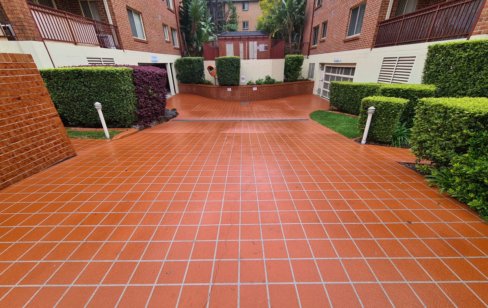 strata and real state pressure cleaning and washing services