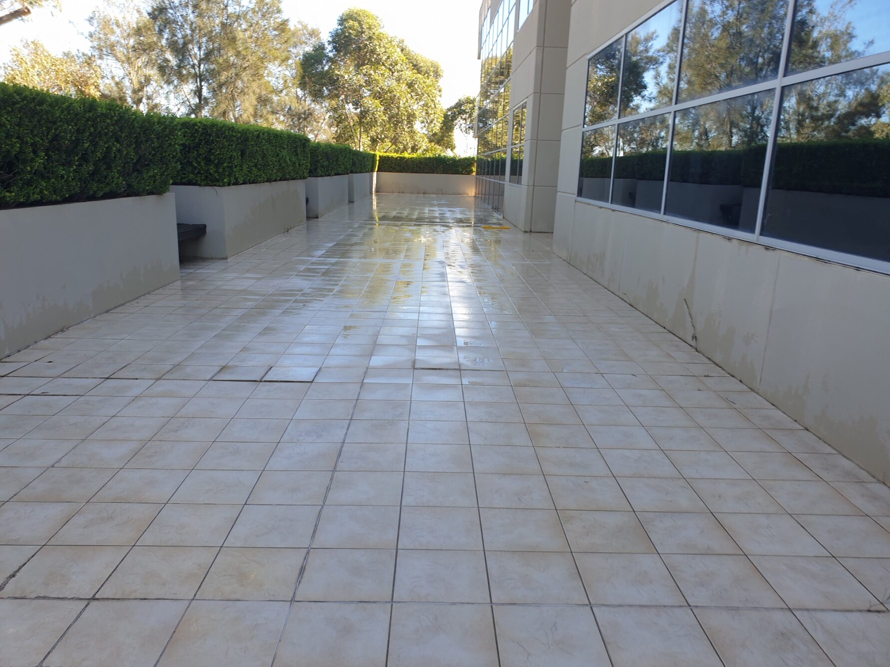 Commercial Petes Pressure Cleaning and Washing Services
