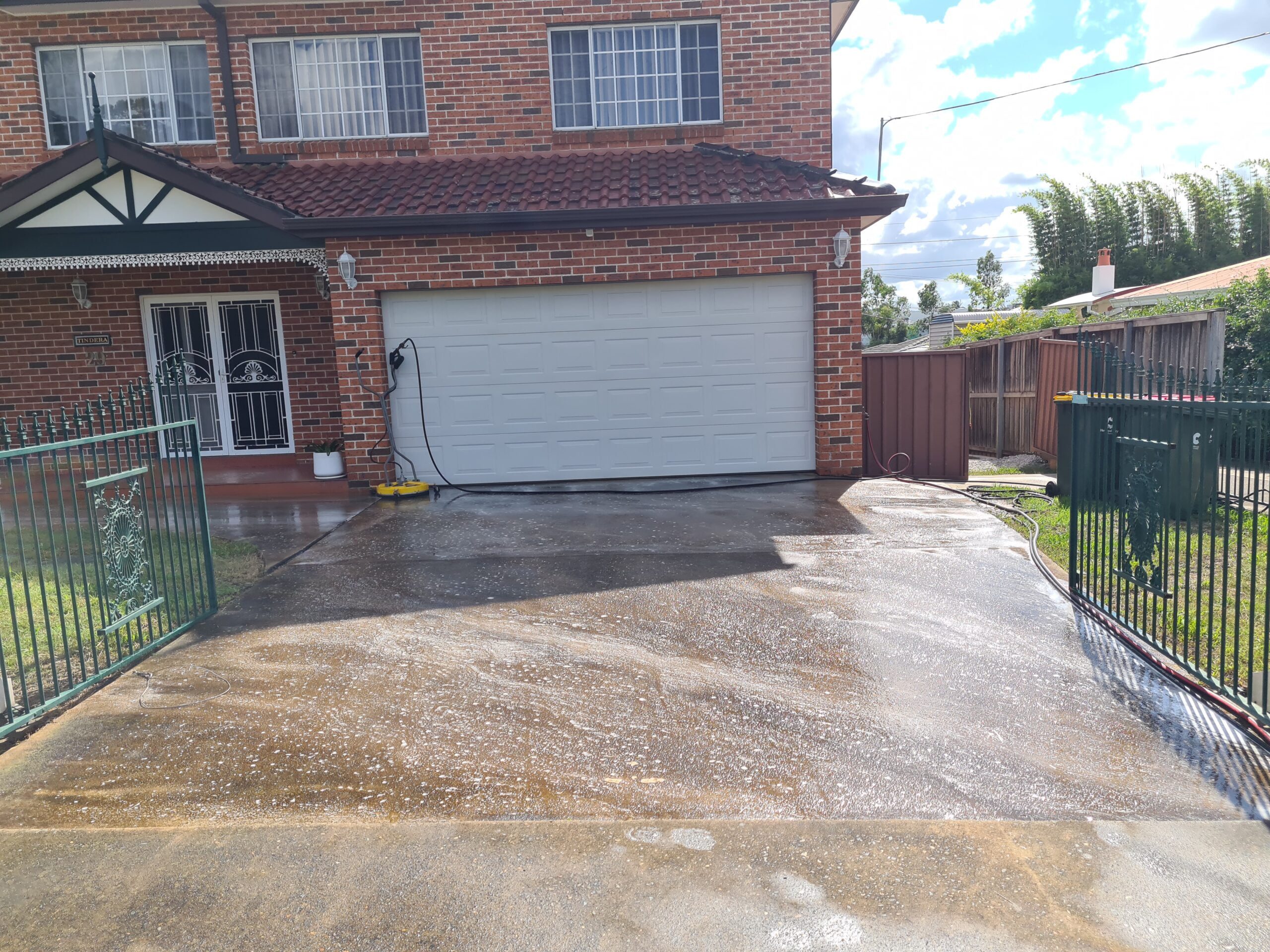 Residential Pressure Cleaning and Washing Services in Sydney